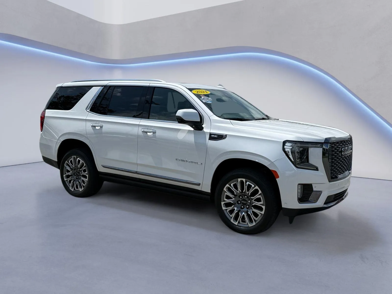 White 2024 GMC Yukon Denali Ultimate for sale in Knoxville, TN