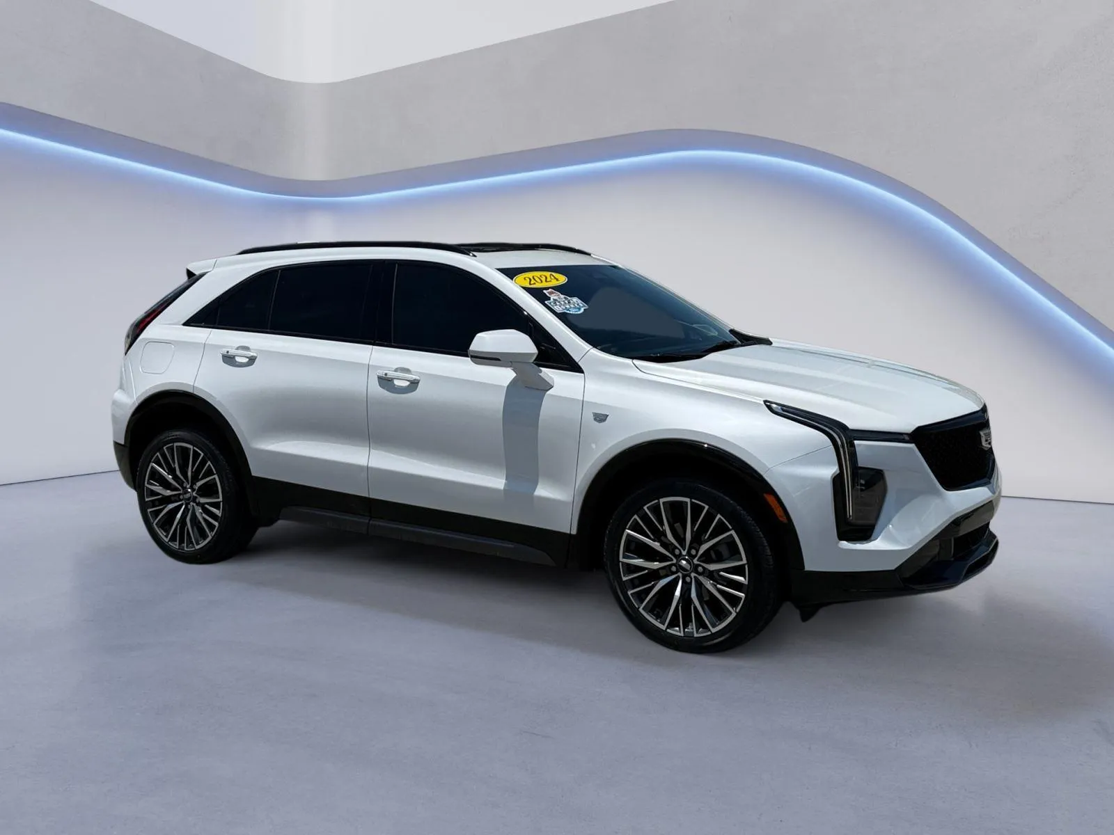 White 2024 Cadillac XT4 FWD Sport for sale in Knoxville, TN
