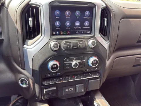More photos of 2022 GMC Sierra 1500 Limited SLT at Cadillac of Knoxville, TN