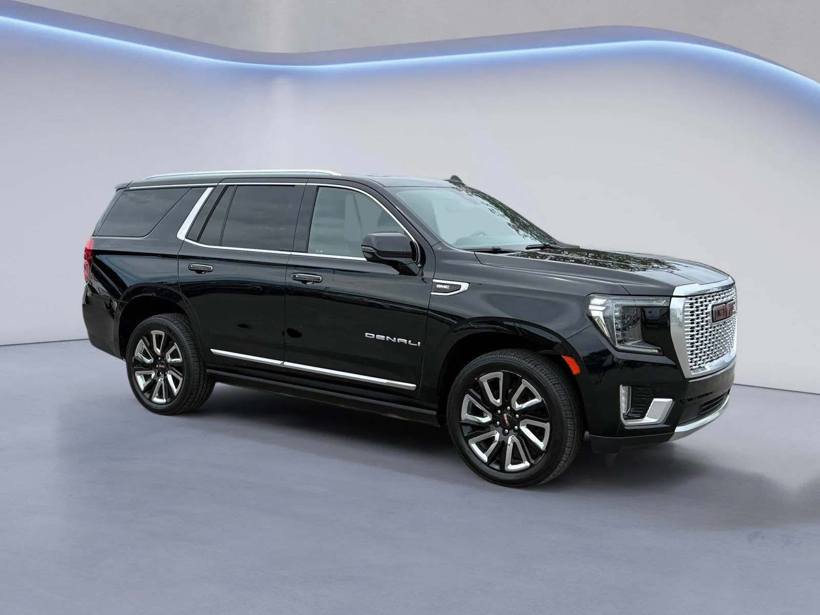 Black 2021 GMC Yukon Denali for sale in Knoxville, TN