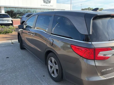 More photos of 2018 Honda Odyssey EX-L at Cadillac of Knoxville, TN