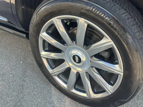 More photos of 2021 Cadillac Escalade Premium Luxury Platinum at Cadillac of Knoxville, TN
