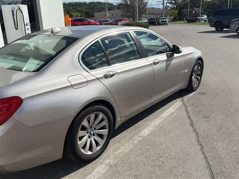 More photos of 2009 BMW 7 Series 750i at Cadillac of Knoxville, TN