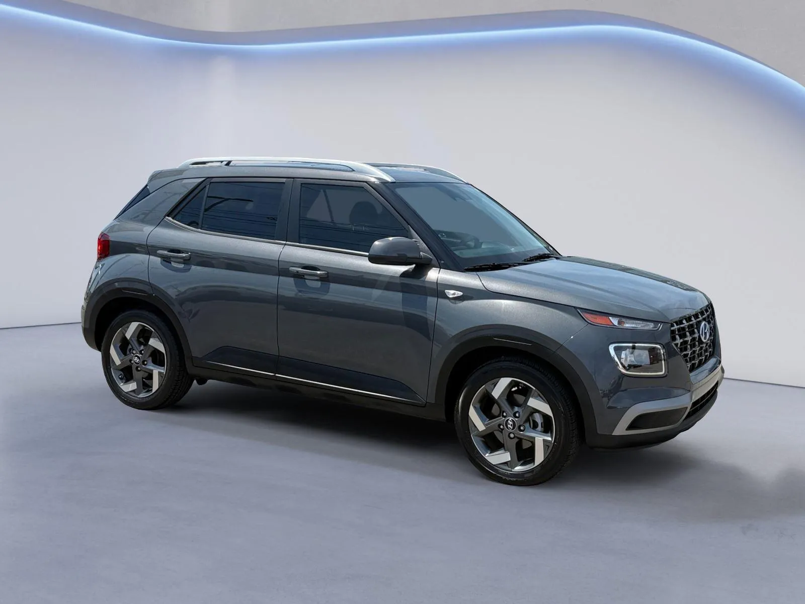 Gray 2024 Hyundai Venue SEL for sale in Knoxville, TN