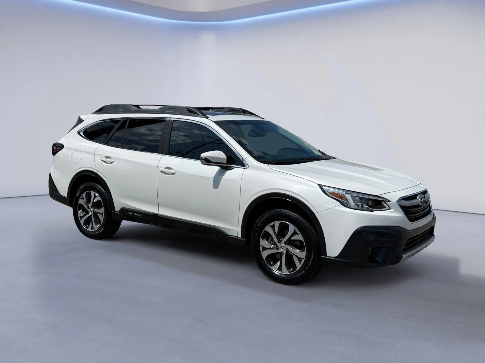 White 2020 Subaru Outback Limited for sale in Knoxville, TN
