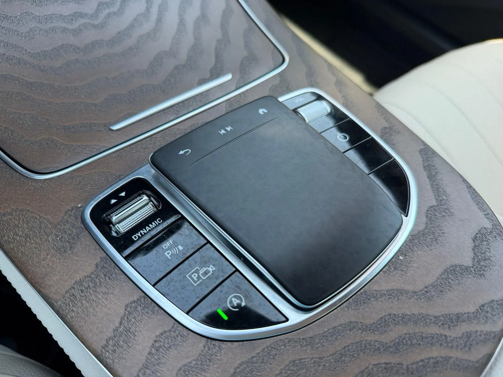 2022 Mercedes-Benz E-Class E350 - Photo 24