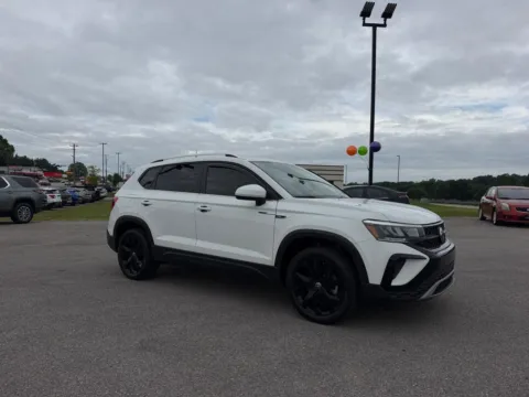 White 2022 Volkswagen Taos SE for sale in Maryville, TN