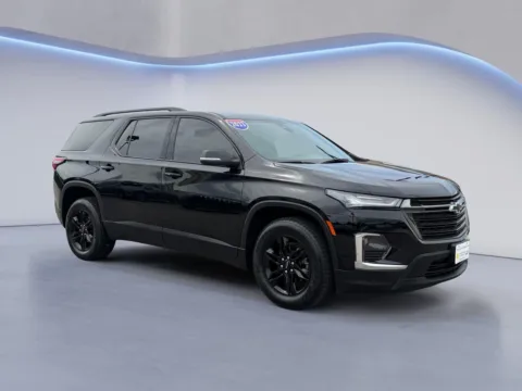 Black 2023 Chevrolet Traverse LT Cloth for sale in Maryville, TN