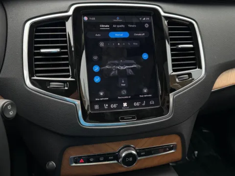 Photos of 2024 Volvo XC90 Plus Bright Theme for sale in Maryville, TN at Twin City Certified