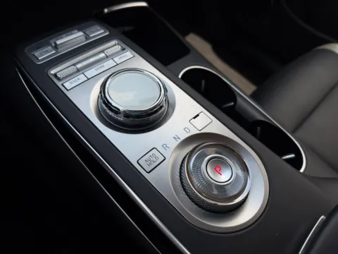 More photos of 2025 Genesis GV70 2.5T at Twin City Certified, TN