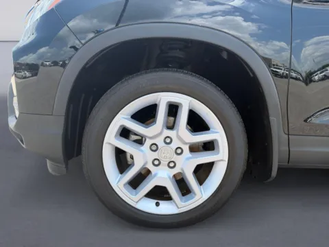 Photos of 2025 Honda Passport EX-L for sale in Maryville, TN at Twin City Certified