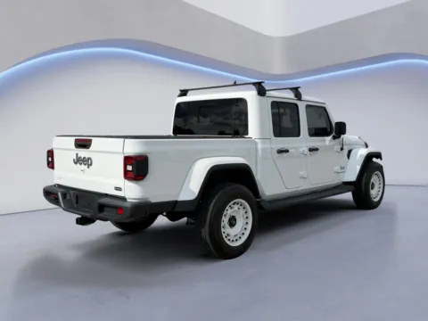 Another view of 2021 Jeep Gladiator Overland for sale in Maryville, TN at Twin City Certified