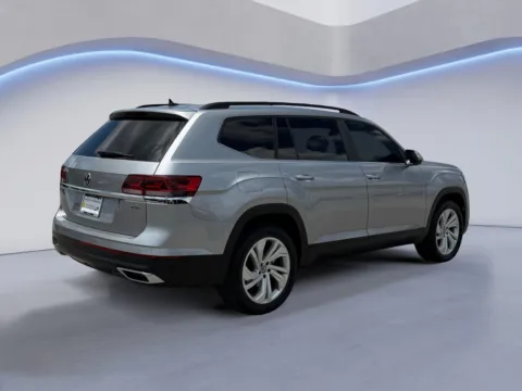 Another view of 2021 Volkswagen Atlas 3.6L V6 SE w/Technology for sale in Maryville, TN at Twin City Certified