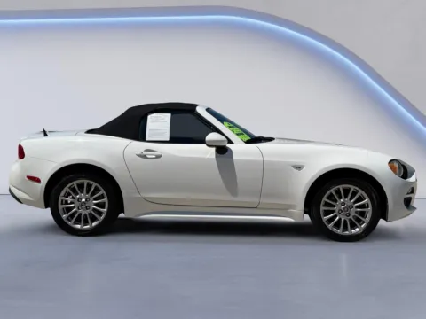 Photos of 2018 FIAT 124 Spider Classica for sale in Maryville, TN at Twin City Certified