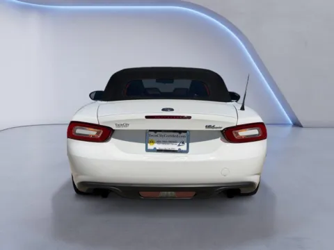 More photos of 2018 FIAT 124 Spider Classica at Twin City Certified, TN