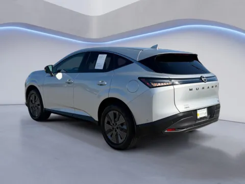 More photos of 2025 Nissan Murano SL at Twin City Certified, TN