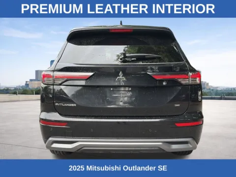 More photos of 2025 Mitsubishi Outlander SE at Nissan of Marietta, GA