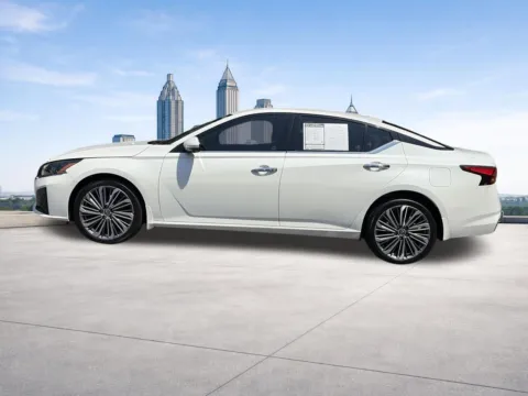 Photos of 2023 Nissan Altima 2.5 SL for sale in Marietta, GA at Nissan of Marietta