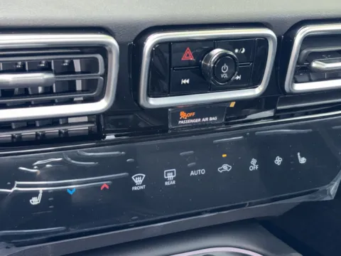 More photos of 2027 Nissan Sentra SV at Nissan of Marietta, GA