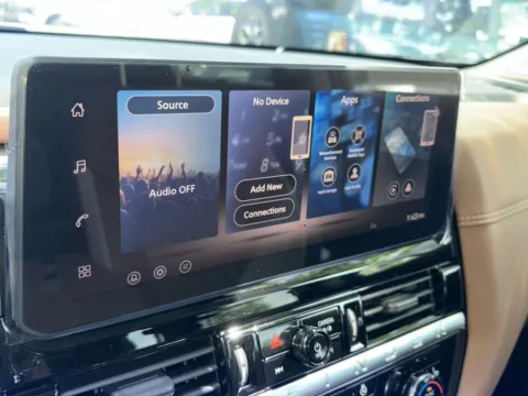More photos of 2026 Nissan Pathfinder Platinum at Nissan of Marietta, GA