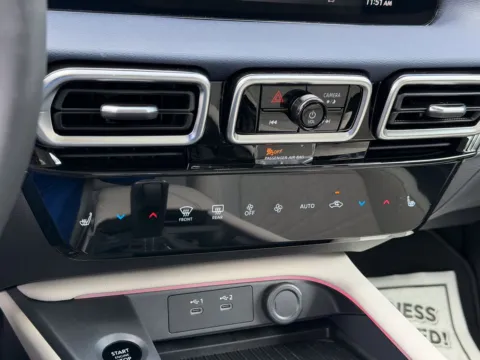 More photos of 2026 Nissan Sentra SL at Nissan South Morrow, GA
