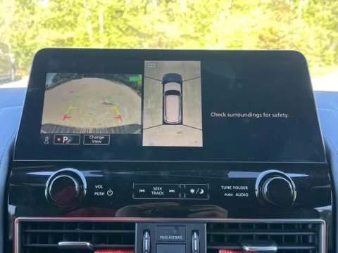 More photos of 2022 Nissan Armada SL at Nissan South Morrow, GA