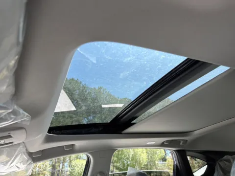 More photos of 2026 Nissan Murano SL at Nissan South Morrow, GA