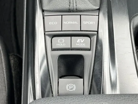 More photos of 2025 Toyota Camry LE at Nissan South Morrow, GA