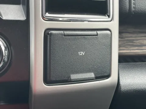 More photos of 2020 Ford F-150 Lariat at Nissan South Morrow, GA
