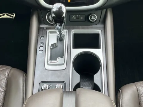 More photos of 2023 Nissan Murano Platinum at Nissan South Morrow, GA