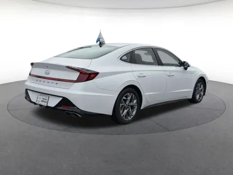 More photos of 2023 Hyundai Sonata SEL at Nissan South Morrow, GA