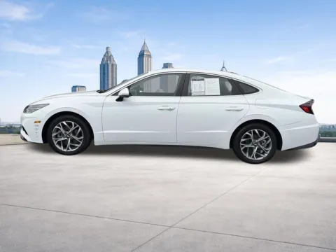 Photos of 2023 Hyundai Sonata SEL for sale in Morrow, GA at Nissan South Morrow