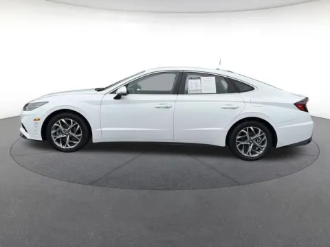 Photos of 2023 Hyundai Sonata SEL for sale in Morrow, GA at Nissan South Morrow