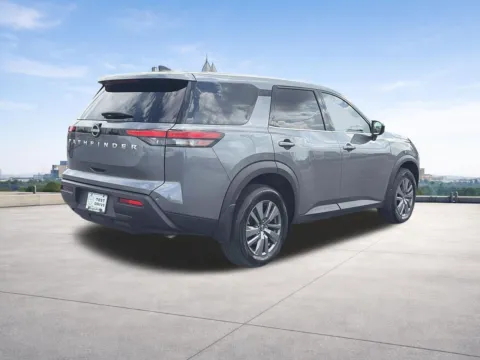 More photos of 2025 Nissan Pathfinder S at Nissan South Morrow, GA