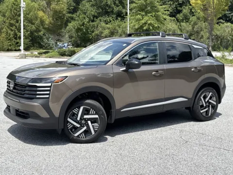 Photos of 2026 Nissan Kicks SV for sale in Morrow, GA at Nissan South Morrow