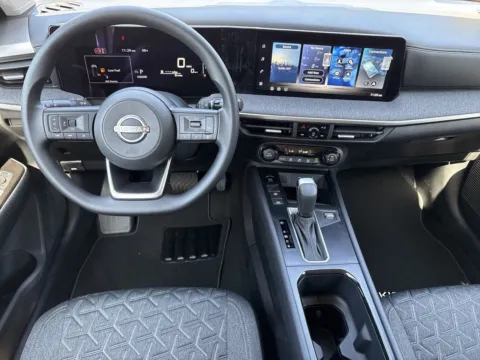 Photos of 2027 Nissan Kicks SV for sale in Morrow, GA at Nissan South Morrow