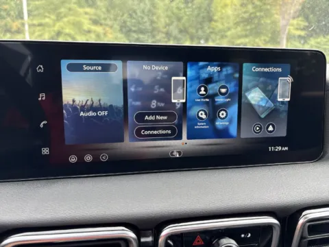 More photos of 2027 Nissan Sentra SV at Nissan South Morrow, GA