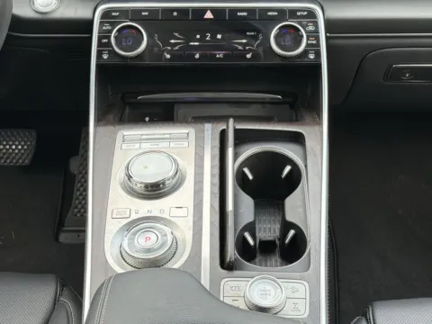 More photos of 2024 Genesis GV80 2.5T at Nissan South Morrow, GA