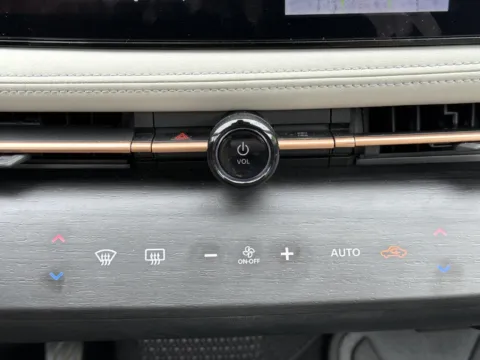More photos of 2023 Nissan Ariya EVOLVE+ at Nissan South Morrow, GA