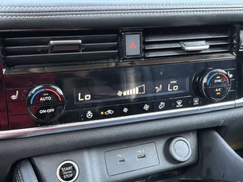 More photos of 2023 Nissan Rogue SL at Nissan South Morrow, GA