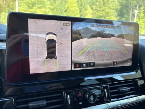 More photos of 2026 Nissan Pathfinder SL at Nissan South Morrow, GA