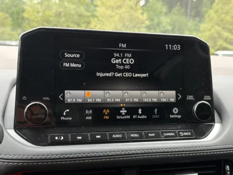 More photos of 2023 Nissan Rogue SL at Nissan South Morrow, GA