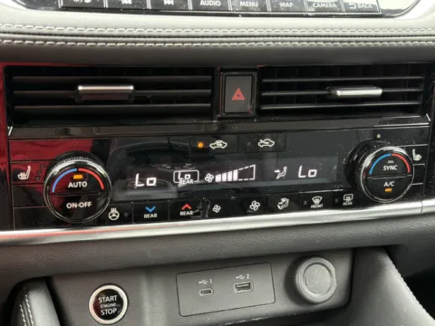 More photos of 2023 Nissan Rogue SL at Nissan South Morrow, GA