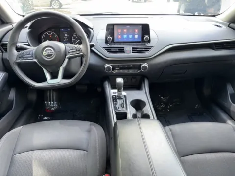 Photos of 2022 Nissan Altima 2.5 S for sale in Morrow, GA at Nissan South Morrow