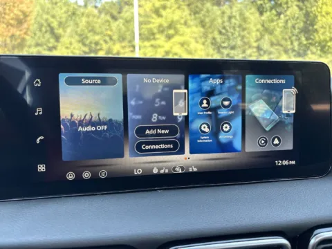More photos of 2027 Nissan Sentra SV at Nissan South Morrow, GA