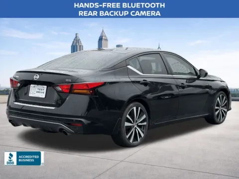 More photos of 2022 Nissan Altima 2.5 SR at Nissan of Lithia Springs, GA