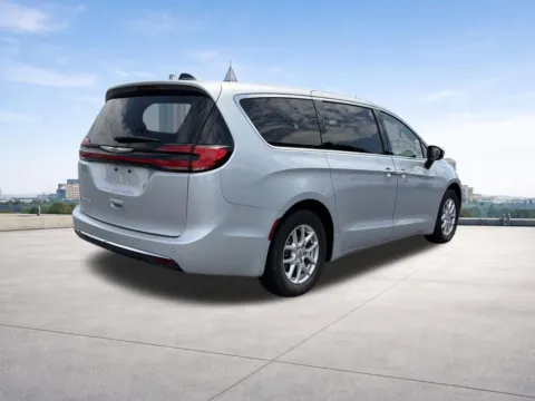 More photos of 2023 Chrysler Pacifica Touring L at Nissan of Lithia Springs, GA