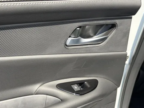 Photos of 2026 Nissan Murano Platinum for sale in Lithia Springs, GA at Nissan of Lithia Springs