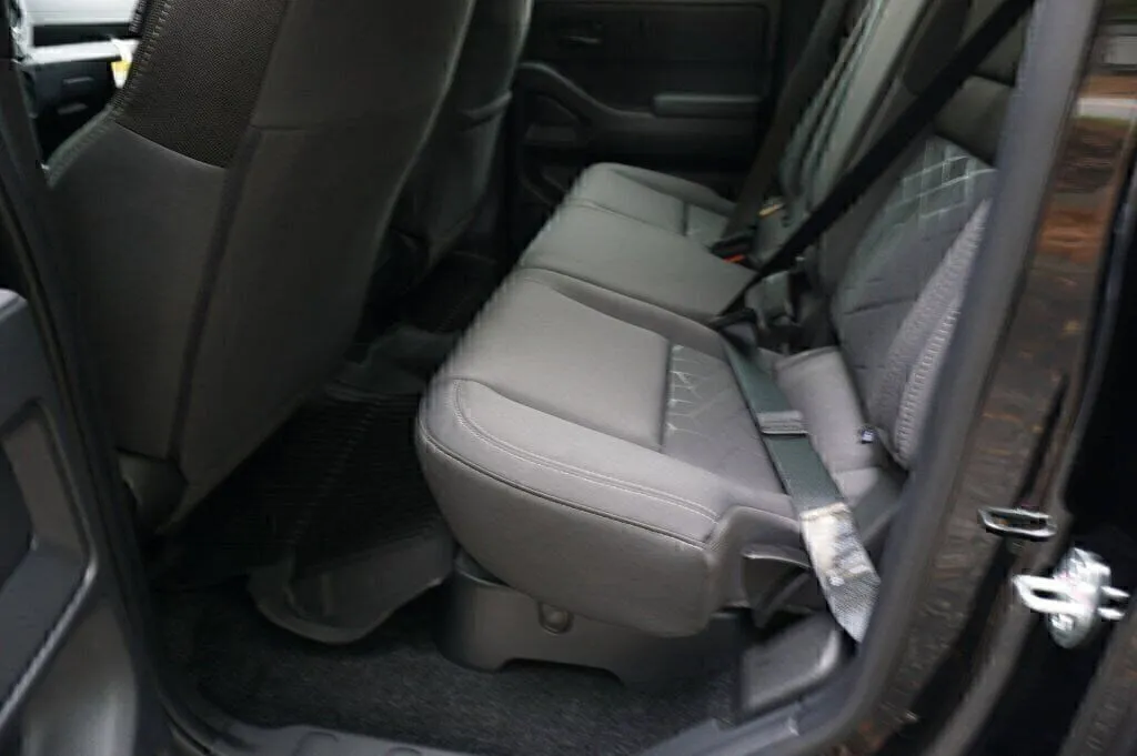 2026 Nissan Frontier SV - Photo 28