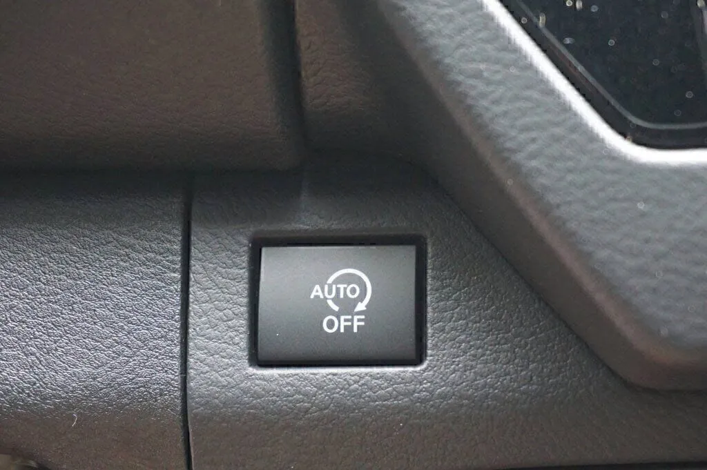2026 Nissan Frontier SV - Photo 13